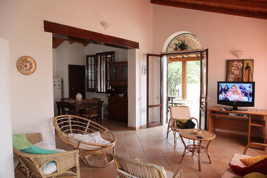 Вілла Casa Vacanze Al Ma Gi Кастелламмаре-дель-Гольфо Екстер'єр фото